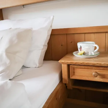 בקתה Mueller Nr 2 *